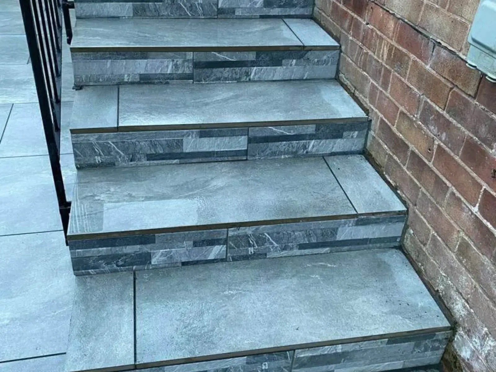 Grey porcelain garden steps with stone-effect risers